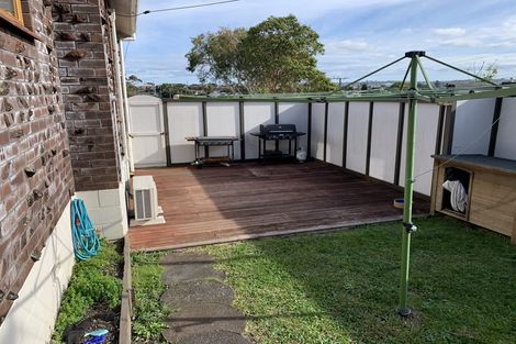 Photo of property in 1/16 Hart Road, Hauraki, Auckland, 0622