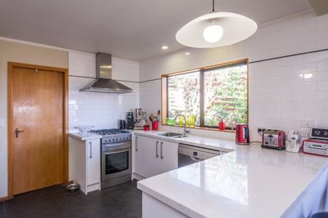 Photo of property in 71 Huia Street, Waikanae, 5036