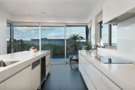 Photo of property in 1/64 Harbour Drive, Otumoetai, Tauranga, 3110