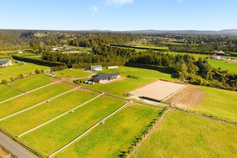 Photo of property in 14 Sarona Park Drive, Omanawa, Tauranga, 3171