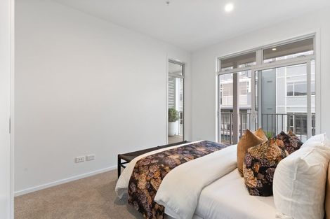 Photo of property in 135 Hibiscus Drive, Orewa, 0931