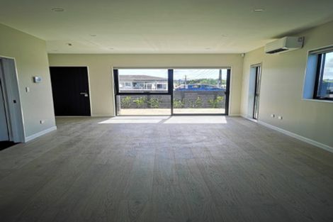 Photo of property in 113e Rathgar Road, Henderson, Auckland, 0610