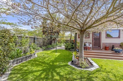 Photo of property in 708 Avonside Drive, Avonside, Christchurch, 8061