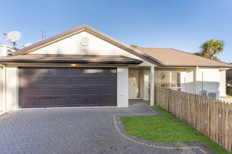 Photo of property in 3/8 Saints Court, Manurewa, Auckland, 2102