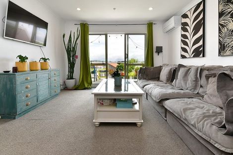 Photo of property in Santa Rosa, 21/340 Gulf Harbour Drive, Gulf Harbour, Whangaparaoa, 0930