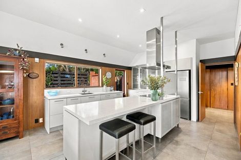 Photo of property in 18 Bengal Drive, Cashmere, Christchurch, 8022