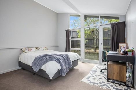 Photo of property in 15 Tawa Street, Waikanae, 5036