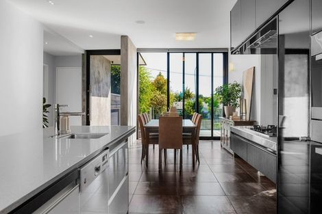 Photo of property in 34 Anglesea Street, Hamilton Central, Hamilton, 3204