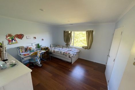 Photo of property in 9 Belize Grove, Grenada Village, Wellington, 6037