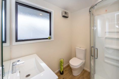 Photo of property in 2/21 Hills Road, Edgeware, Christchurch, 8013