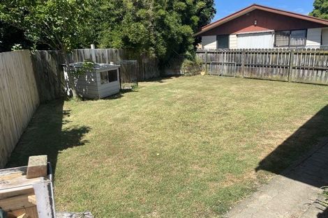 Photo of property in 1/15 Armada Drive, Ranui, Auckland, 0612