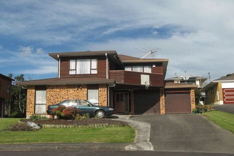 Photo of property in 11 Kincraig Place, Highland Park, Auckland, 2010