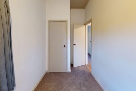 Photo of property in 33 Puriri Terrace, Roslyn, Palmerston North, 4414