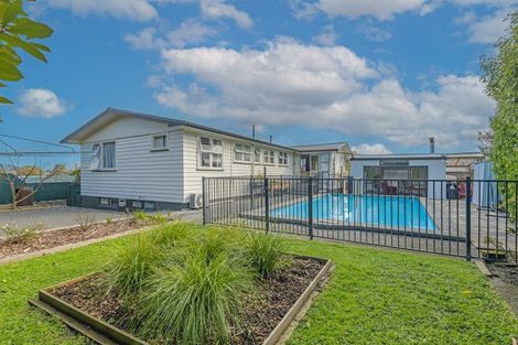 Photo of property in 23 Grey Street, Marton, 4710