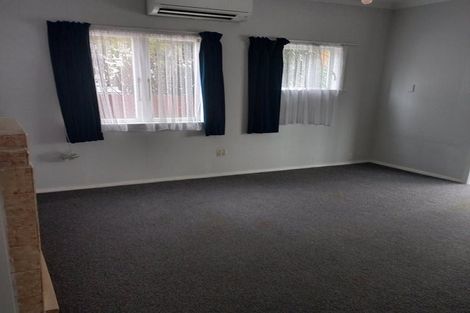 Photo of property in 62 Randwick Crescent, Moera, Lower Hutt, 5010