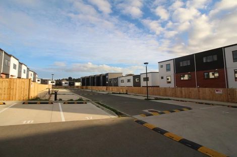 Photo of property in 18 Picturesque Drive, Flat Bush, Auckland, 2019