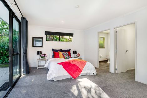 Photo of property in 8 Beirut Court, The Gardens, Auckland, 2105