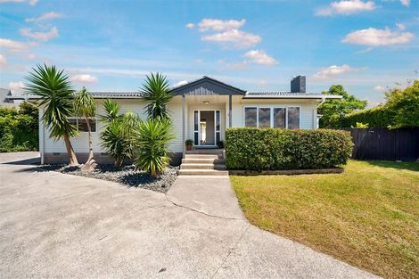 Photo of property in 26 Bodi Place, Te Atatu South, Auckland, 0610