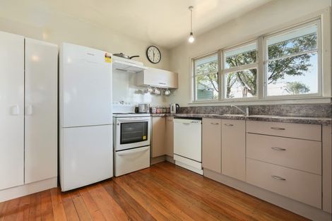 Photo of property in 25 Lyndhurst Crescent, Aranui, Christchurch, 8061