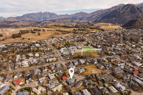 Photo of property in 11 Elva Dawson Place, Arrowtown, 9302