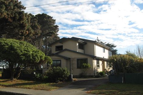 Photo of property in 64 Tovey Street, New Brighton, Christchurch, 8061