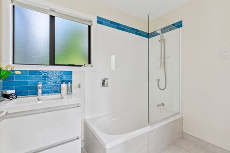 Photo of property in 1/33 Penzance Road, Mairangi Bay, Auckland, 0630