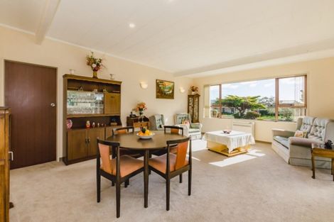 Photo of property in 9 Wakefield Grove, Waikanae, 5036