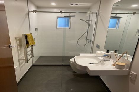 Photo of property in 122 Waimairi Road, Ilam, Christchurch, 8041