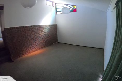 Photo of property in 32 Highbury Road, Highbury, Wellington, 6012