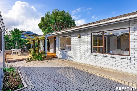 Photo of property in 1/4 Sylvan Park Avenue, Milford, Auckland, 0620