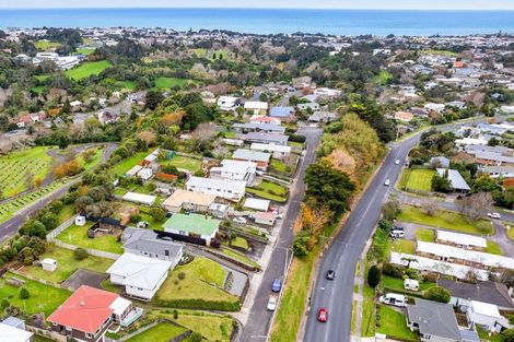 Photo of property in 62 Awanui Street, Merrilands, New Plymouth, 4312