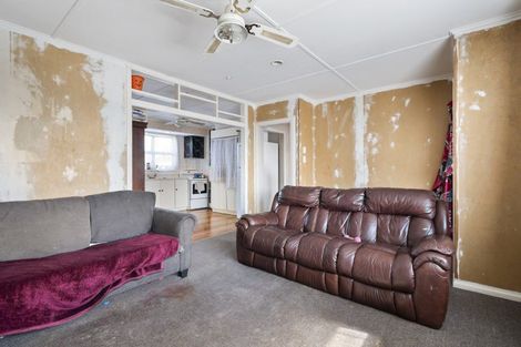 Photo of property in 13 Flower Street, Bulls, 4818