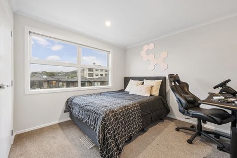 Photo of property in 20 Bluff Road, Kenepuru, Porirua, 5022