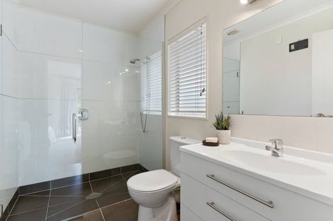 Photo of property in 113a Cook Street, Cockle Bay, Auckland, 2014