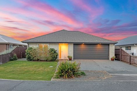 Photo of property in 12 Retallick Way, Amberley, 7410