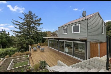 Photo of property in 128 Dyers Pass Road, Cashmere, Christchurch, 8022