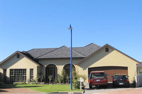 Photo of property in 15 Doneraille Place, Bethlehem, Tauranga, 3110