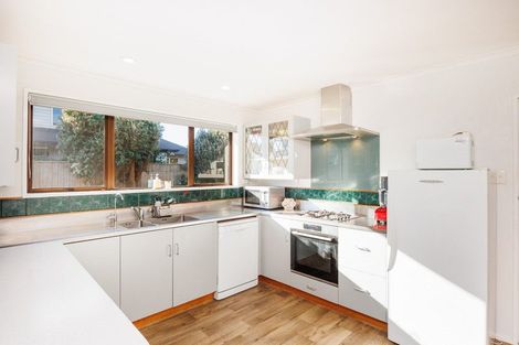 Photo of property in 4 Gainsborough Grove, Highbury, Palmerston North, 4412