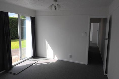 Photo of property in 53 Great South Road, Papakura, 2110