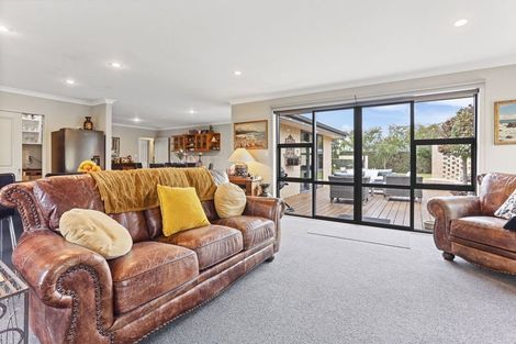 Photo of property in 49 Oakwood Drive, Rangiora, 7400