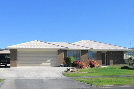 Photo of property in 19 Admiral Crescent, Flagstaff, Hamilton, 3210