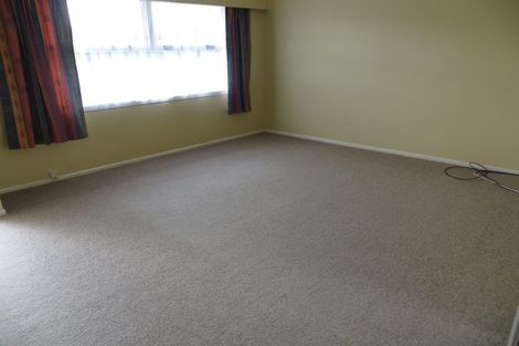 Photo of property in 2/10 Halcyon Place, Papatoetoe, Auckland, 2025