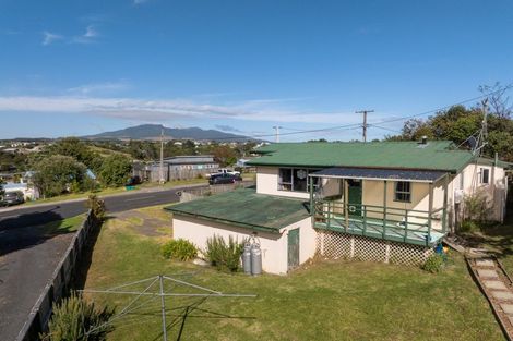 Photo of property in 32 Government Road, Raglan, 3225