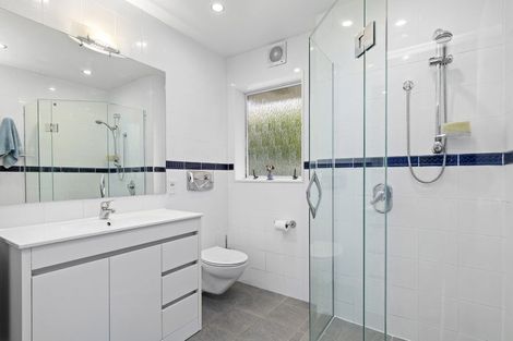 Photo of property in 2 Bloomfield Terrace, Hutt Central, Lower Hutt, 5010