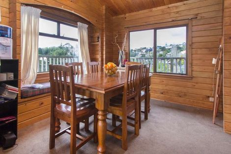 Photo of property in 2/87 Haseler Crescent, Howick, Auckland, 2014