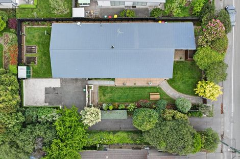 Photo of property in 194 Racecourse Road, Sockburn, Christchurch, 8042