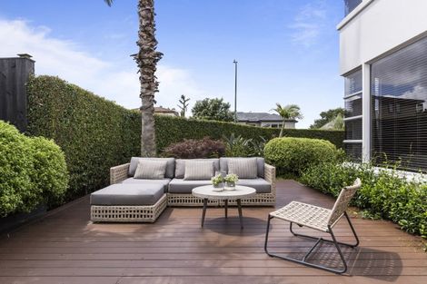 Photo of property in 14 Tranquility Rise, Mellons Bay, Auckland, 2014