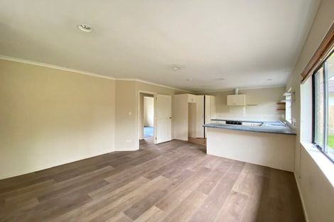 Photo of property in 31 Armoy Drive, East Tamaki, Auckland, 2016