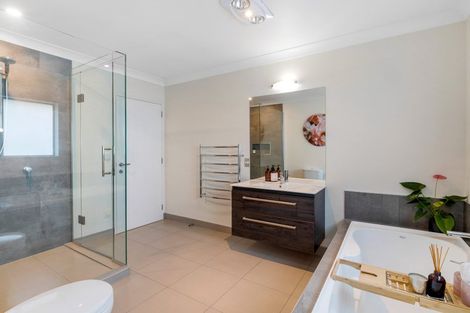 Photo of property in 33 Oak Tree Lane, Rolleston, 7614