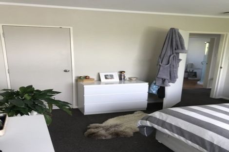 Photo of property in 2/3 Vella Street, Titahi Bay, Porirua, 5022